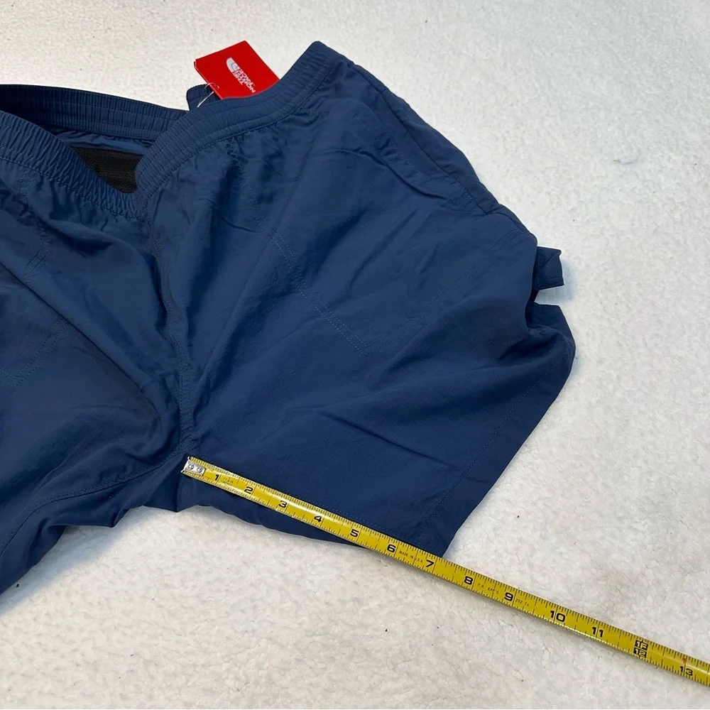 XXL Men’s North Face Shorts